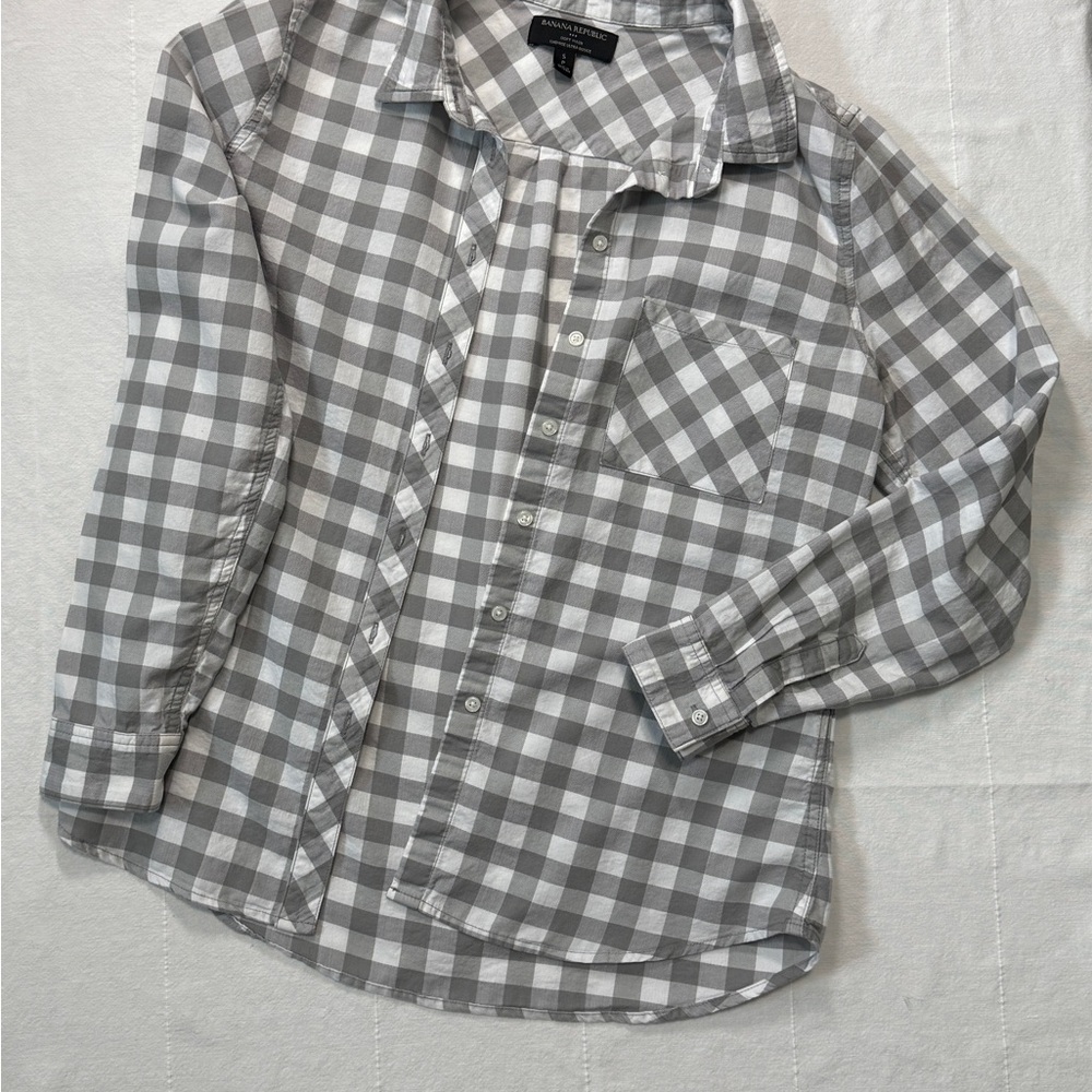 BANANA REPUBLIC Gray Checkered Shirt